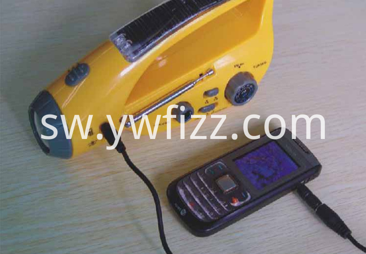 Kwa onyo la flash With flash warning